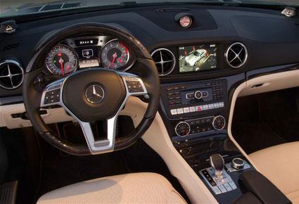 مرسيدس بينز تطلق SL550 المكشوفة 